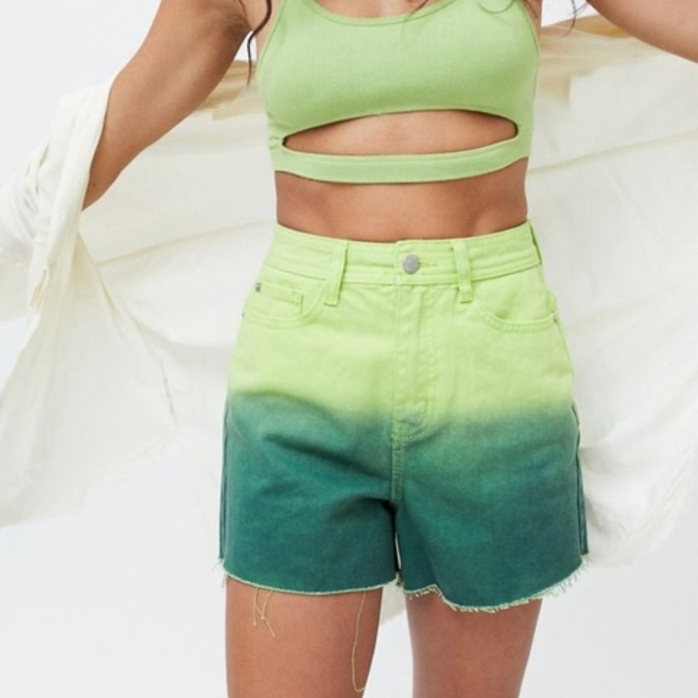 NWT UO BDG A-Line Denim Cutoff Short – Green Dip Dye